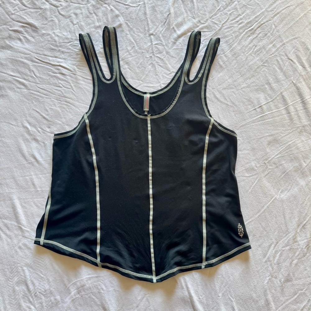 Free People Movement Women’s Black Athletic Top - Size L